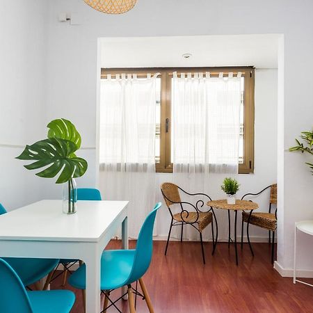 Lodging Apartments Illa Diagonal Барселона Екстериор снимка