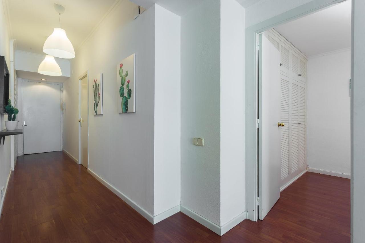 Lodging Apartments Illa Diagonal Барселона Екстериор снимка